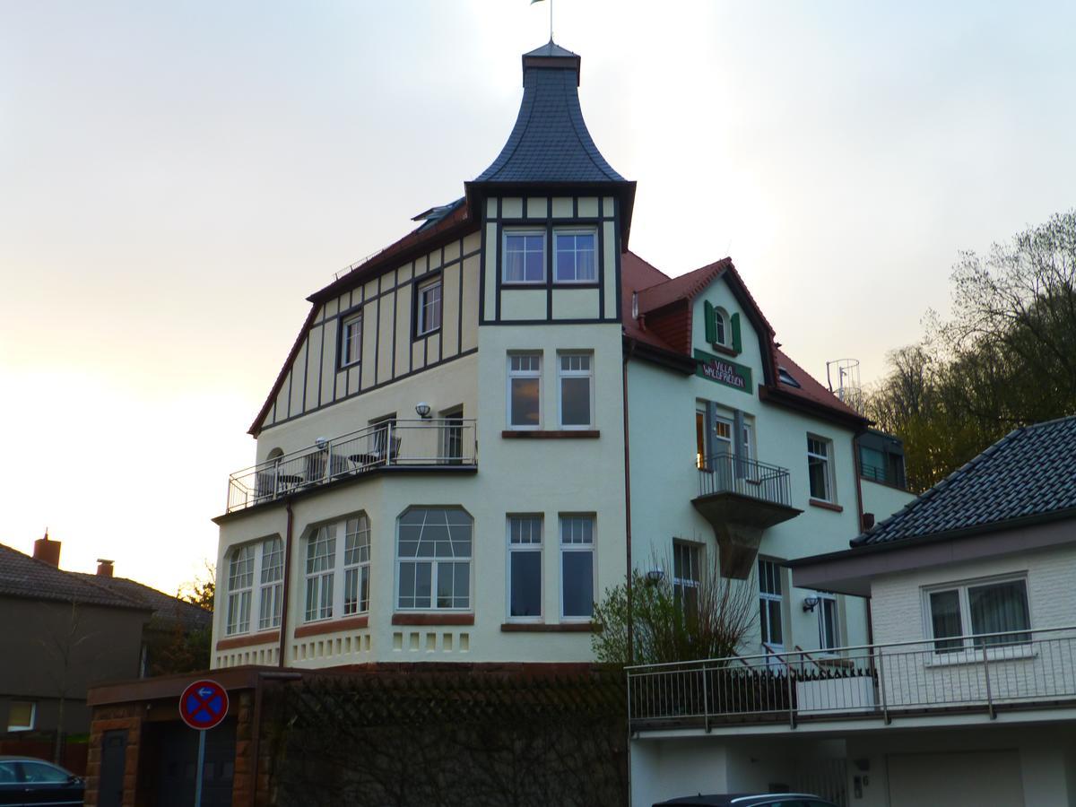 Villa Waldfrieden - Design Trifft Budget Аннвайлер-ам-Трифельс Экстерьер фото